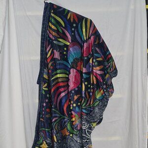 Johnny Was Laurel Canyon FIESTA PEACOCK/Blue White Floral Rev. Cozy Blanket
